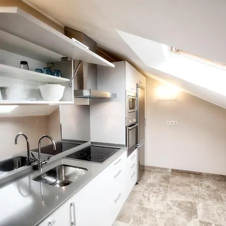 Ancora Apartment *